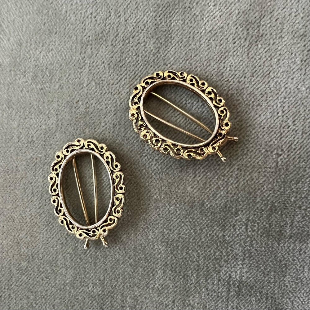Vintage Gold Tone Filigree Oval Hair Barrettes